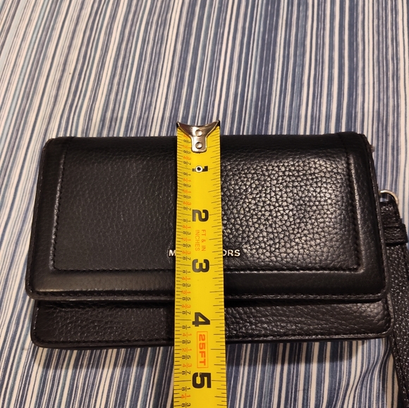 Vintage MICHAEL KORS Oversized Wallet/Wristlet - Picture 15 of 16